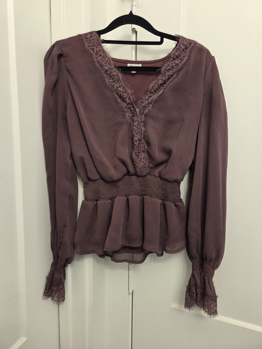 Womens Lace-Trim Peplum Blouse - Dusty Mauve